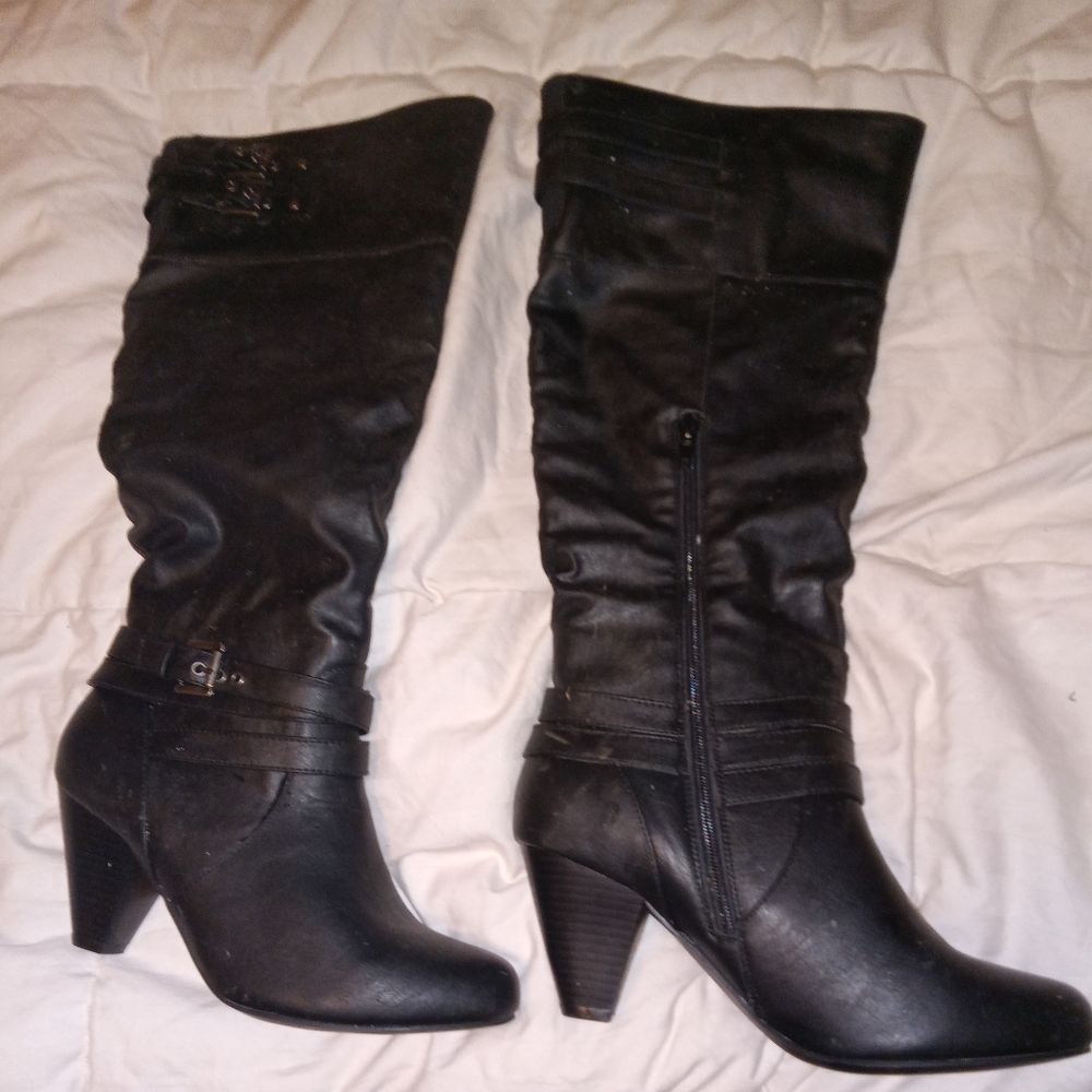 Rampage Edsel leather boots.